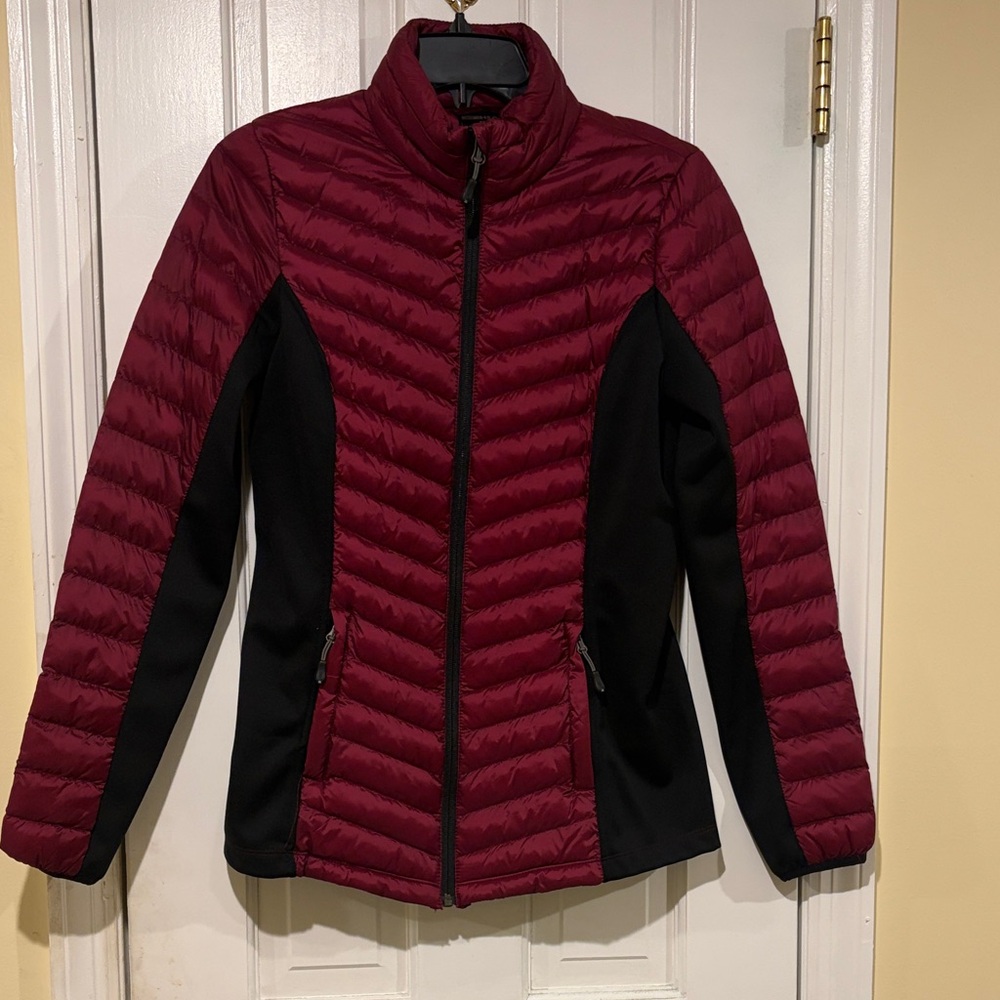 32 Degrees Women's Burgundy and Black Jacket